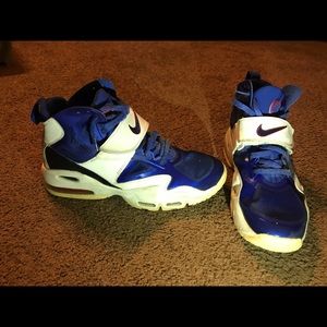 MENS nike air max sneakers, very good condition